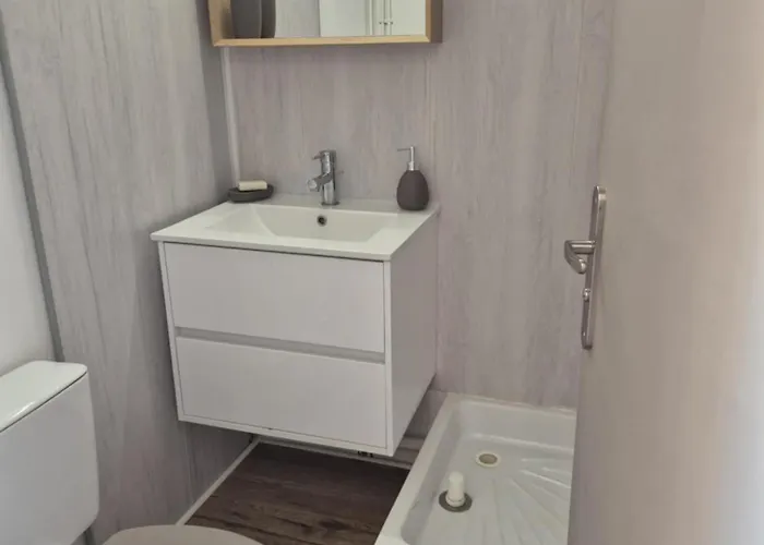 Les Pieds Dans L'eau Terrasse, Refait A Neuf 5 Minutes A Pied Climatise 그륏상